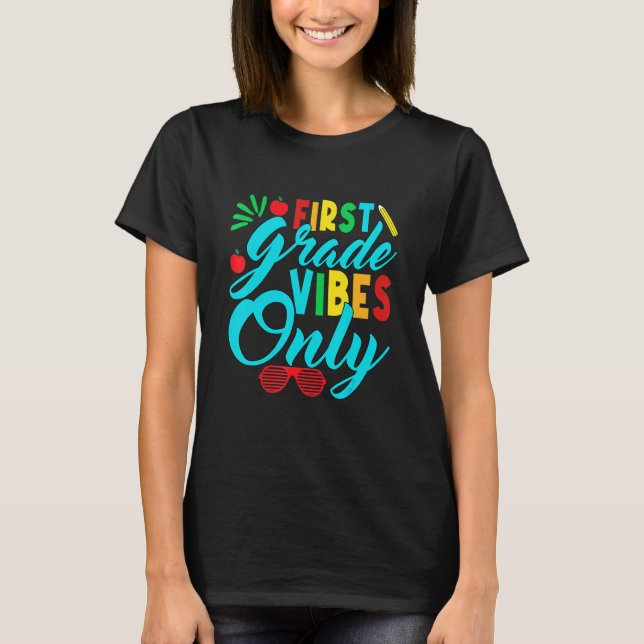 T-shirt Vibes de 1re année Enseignants Garçons Filles Reto (Devant)