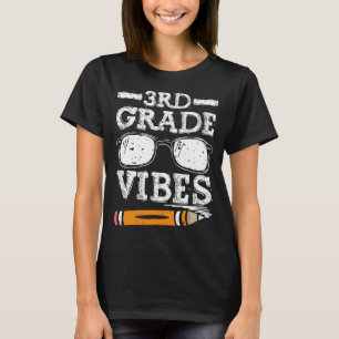 T-shirt Vibes de 3e année - 3e année Équipe Rétro 1er jour