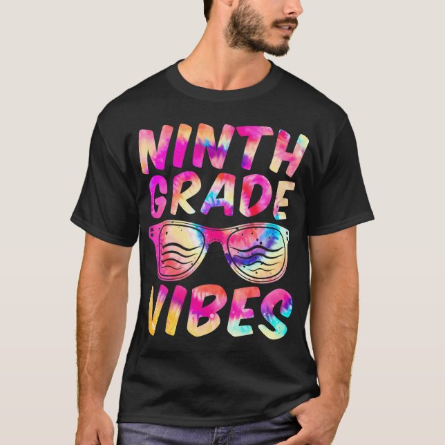 T-shirt Vibes de 9e année Première journée de 9e année Ret (Devant)