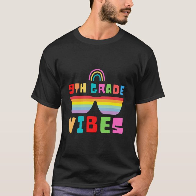 T-shirt Vibes de 9e année Retour à l'école Enseignant et é (Devant)