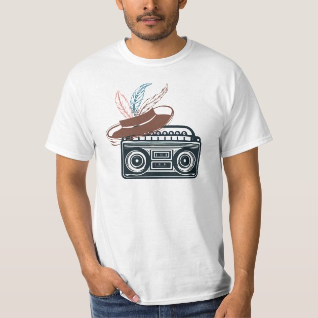 T-shirt "Vibes rétro : Boombox & Casquette plumé" (Devant)