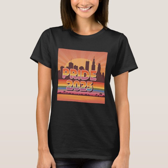 T-shirt Vibrant Sunset Cityscape Pride 2025 Femmes (Devant)