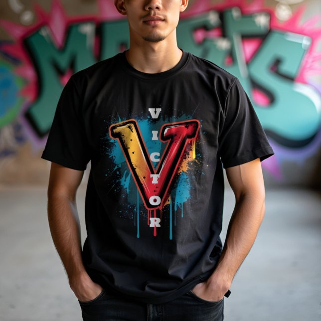 T-shirt Victoire dans les rues : Graffiti "V" personnalisa (Créateur téléchargé)