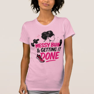 T-shirt Vie de maman avec un chignon désordonné, les chose