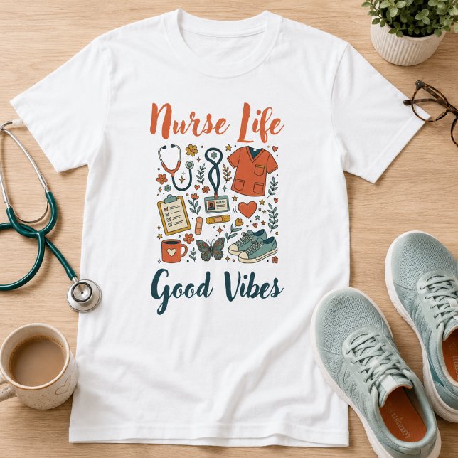 T-shirt Vie d'infirmière (Nursing themed shirt for your favorite RN nurse. Fun graduation gift for nursing student. Medical)