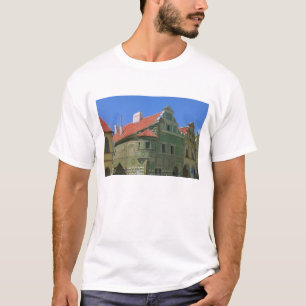 T-shirt Vieille place entourée de maisons de la Renaissanc