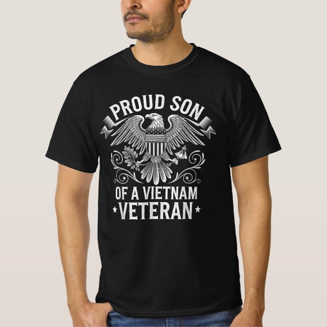 T-shirt Vietnam Vétérinaire Fier Son Drapeau Américain USA (Devant)
