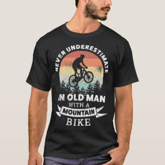 T-shirt Vieux homme avec chemise cycliste geek de montagne