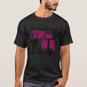 T-shirt vin pour femmes boire du vin à l'extérieur