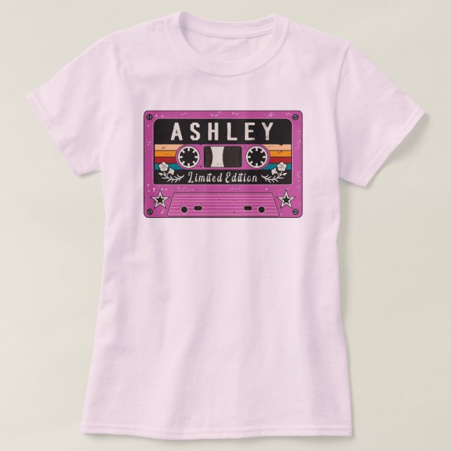T-shirt vintage Ashley Name (Design devant)