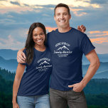T-shirt Vintage Famille Réunion Voyage Cool Mountain Peaks<br><div class="desc">Les montagnes appellent et nous devons y aller ! Un design parfait pour une réunion de famille ou un voyage dans les montagnes avec un logo blanc vintage avec une silhouette de montagne cool. Personnalisez avec 4 lignes de texte personnalisé - Votre nom, "Réunion de famille", "Voyage de famille", emplacement,...</div>