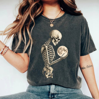 T-shirt Vintage Moonlight Skeleton Holding Full Moon Gothi