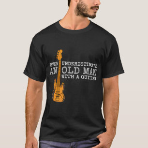 T-shirt Vintage Ne jamais sous-estimer un vieil homme avec