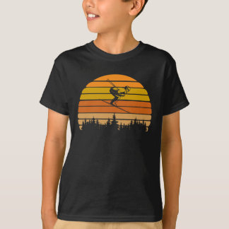 T-shirt Vintage Sunset Skiing Design For Skiers 