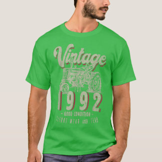 T-shirt Vintage Tracteur Farmer Anniversaire Né En 1992 &