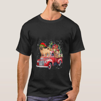 T-shirt Vintage Truck Red Pickup with Dog Santa Hat Christ