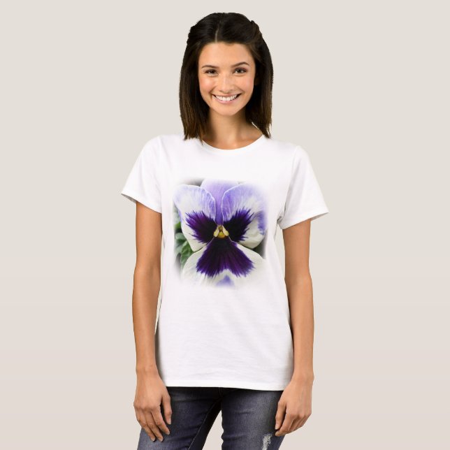 T-shirt violet profond sur blanc (Devant entier)