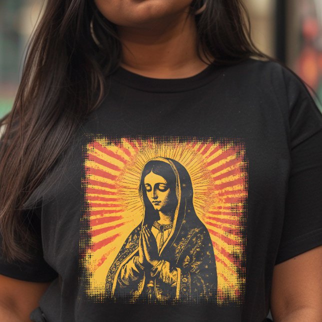T-shirt Virgen de Guadalupe (Fusing iconic imagery with a modern eclectic style.)