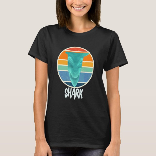 T-shirt Visage de Diable Requin à l'Envers Effrayant (Devant)