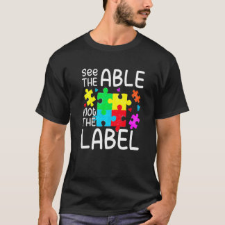 T-shirt Voir les capacités et non l'étiquette Puzzle de se