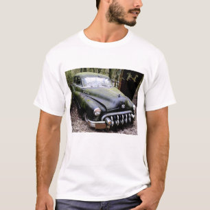 T-shirt Voiture noire de Buick avec de la mousse