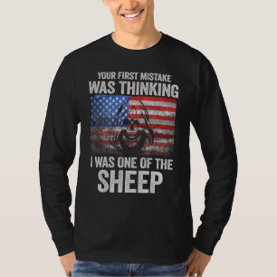 T-shirt Votre Première Erreur Était De Penser Que J'Étais 