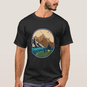 T-shirt Voyage de pêche a avec un homme Pêche à une rivièr