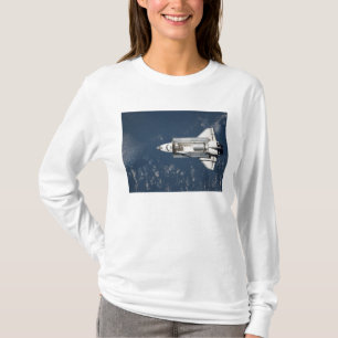 T-shirt Vue aérienne de la découverte de navette spatial