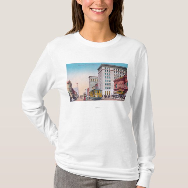 T-shirt Vue de Broadway avec la rue CarOakland, CA (Devant)