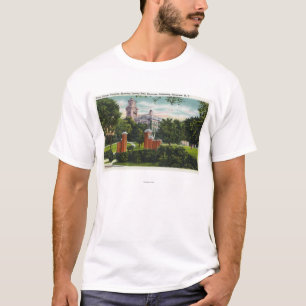 T-shirt Vue de campus de Syracuse U montrant Lyman Hall