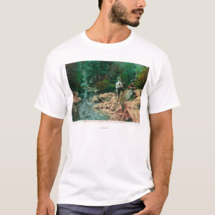T-shirt Vue de crique de coyote chez Gilroy Hot Springs