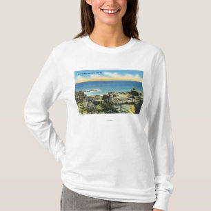 T-shirt Vue de falaises de tête chauve des roches et du