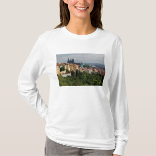 T-shirt Vue de la cathédrale Saint-Guy, Prague, République