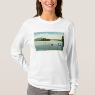 T-shirt Vue de lac des montagnes de Belknap