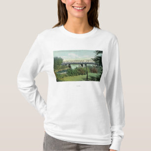 T-shirt Vue de rue de pont de pont de Hadley