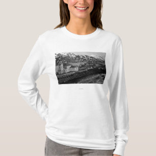 T-shirt Vue de ville d'Unalaska, photographie de l'Alaska