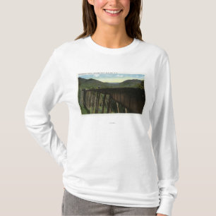 T-shirt Vue d'entaille de Crawford de chevalet de