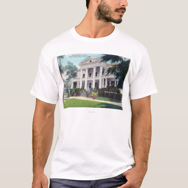 T-shirt Vue extérieure de House de commandant, arsenal de (Devant)