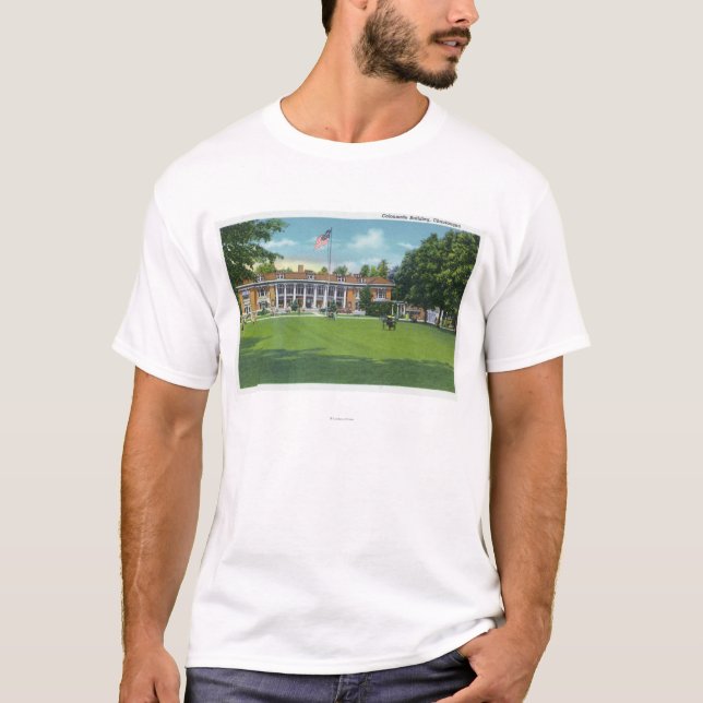 T-shirt Vue extérieure du bâtiment de colonnade (Devant)