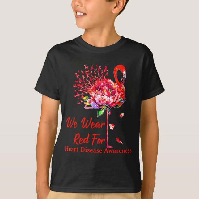 T-shirt We Wear Red For Heart Disease Awareness Flamingo  (Devant)