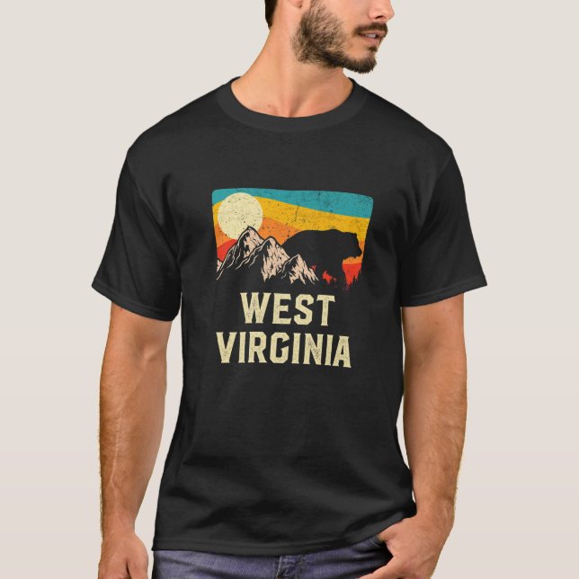 T-shirt West Virginia Nature Wild Bear Retro Sunset Hiking (Devant)