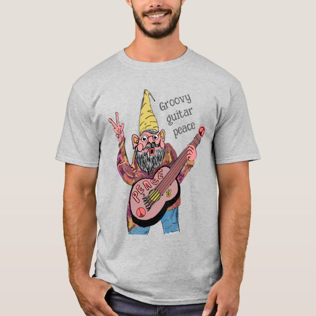 T-shirt Whimsical Gnome with Peace Guitar, Groovy 60s Vibe (Devant)