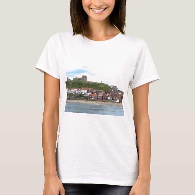 T-shirt Whitby dans le North Yorkshire (Devant)