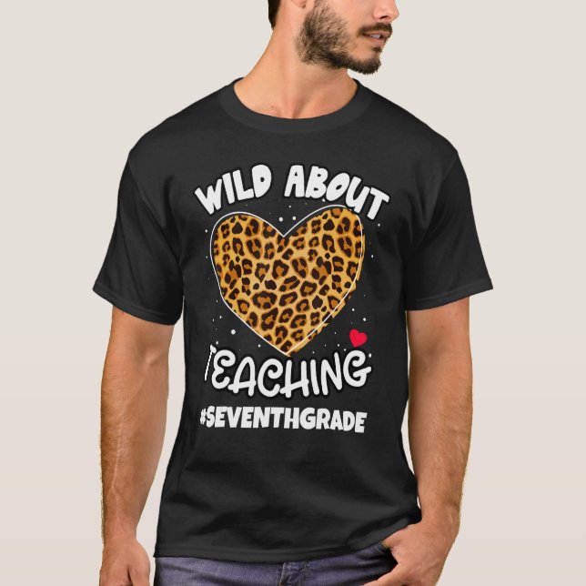 T-shirt Wild About Enseignement Seventh Grade Teacher Squa (Devant)