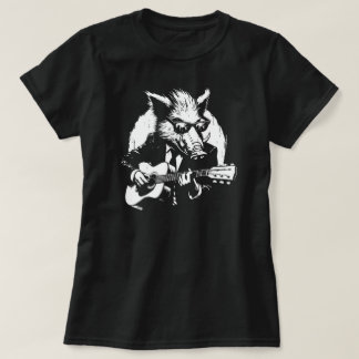 T-shirt wild boar joue de la guitare dans le groupe rock