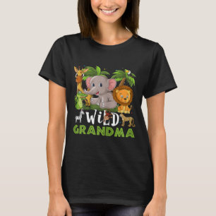 T-shirt Wild Grandma Jungle Safari Zoo Thème