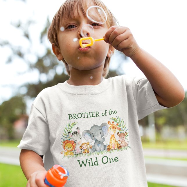 T-shirt Wild Un 1er anniversaire Safari Animaux Brother (Customize to change text color. Many sizes to choose from.)