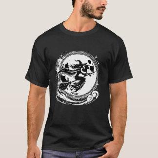 T-shirt Witch On Broom With Full Moon Funny Design for Hal