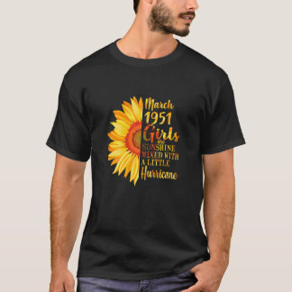 T-shirt Womens 71 Year Old Born In March 1951 71th Birthda