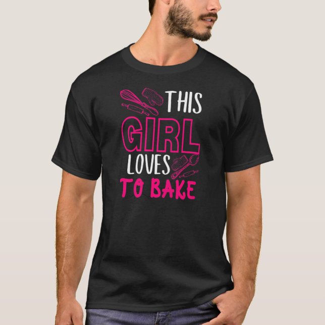 T-shirt Womens This girl loves to bake kitchen utensils qu (Devant)